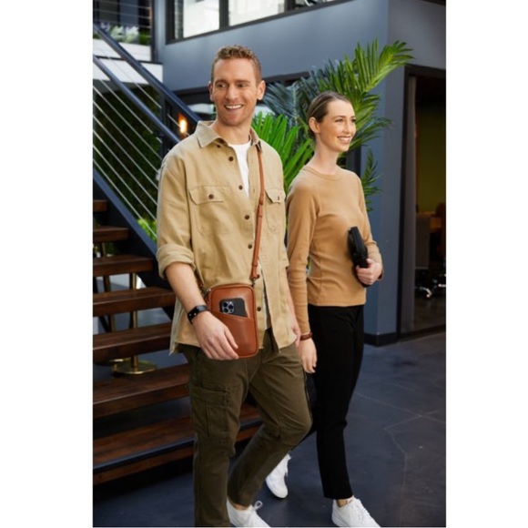 NWT JoePamelia Voyageur Leather Artisan Travel Wallet Crossbody Camel 
MSRP$189. - Picture 2 of 15